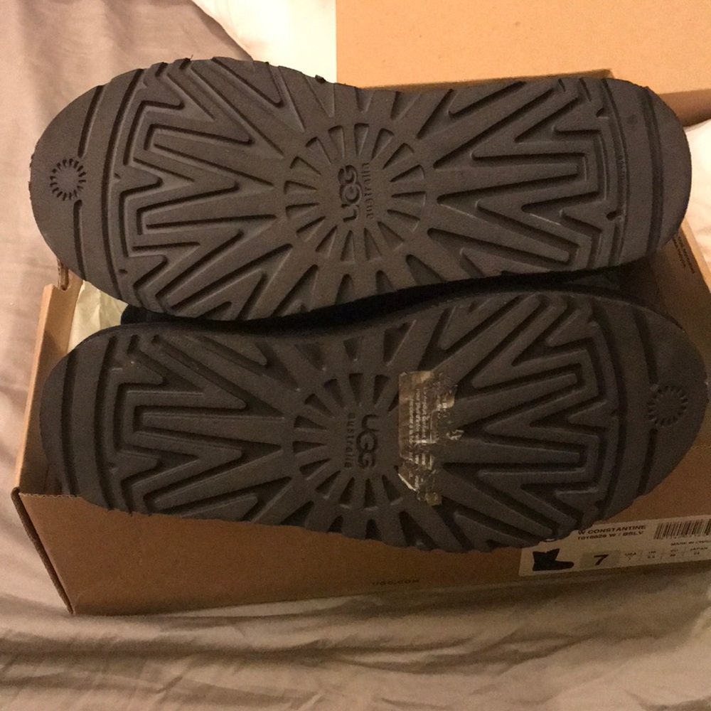 Almost New Authentic Black Uggs - image 3